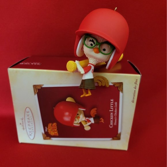 Hallmark Keepsake Ornament Disney Chicken Little 2005 - Picture 5 of 12